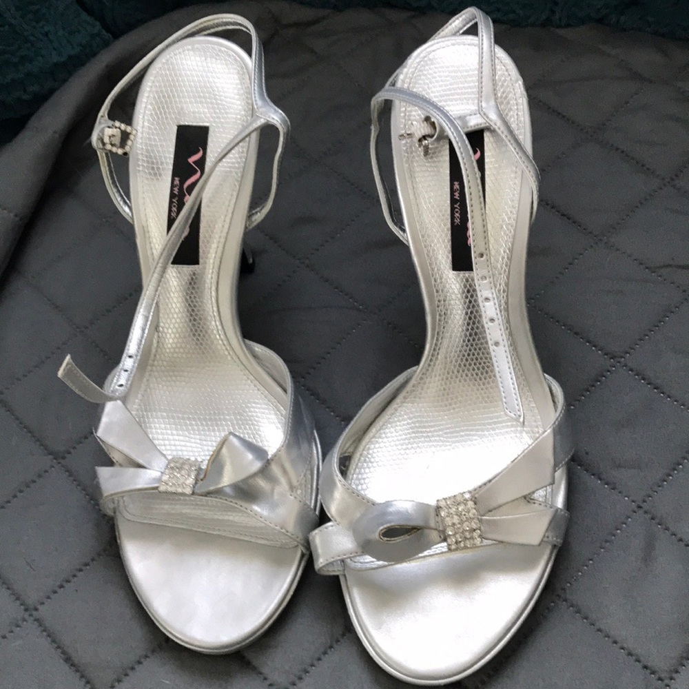 Nina New York heels worn once